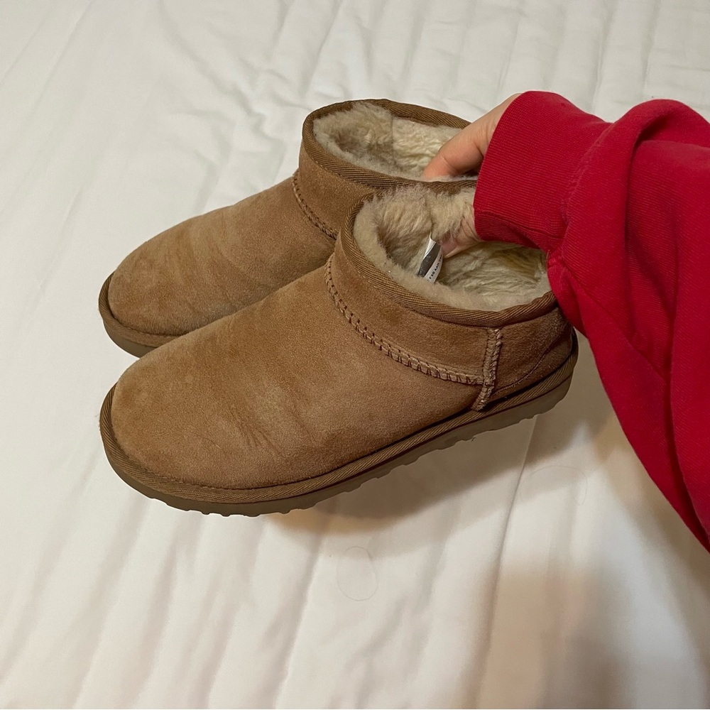 UGG classic ultra minis in chestnut